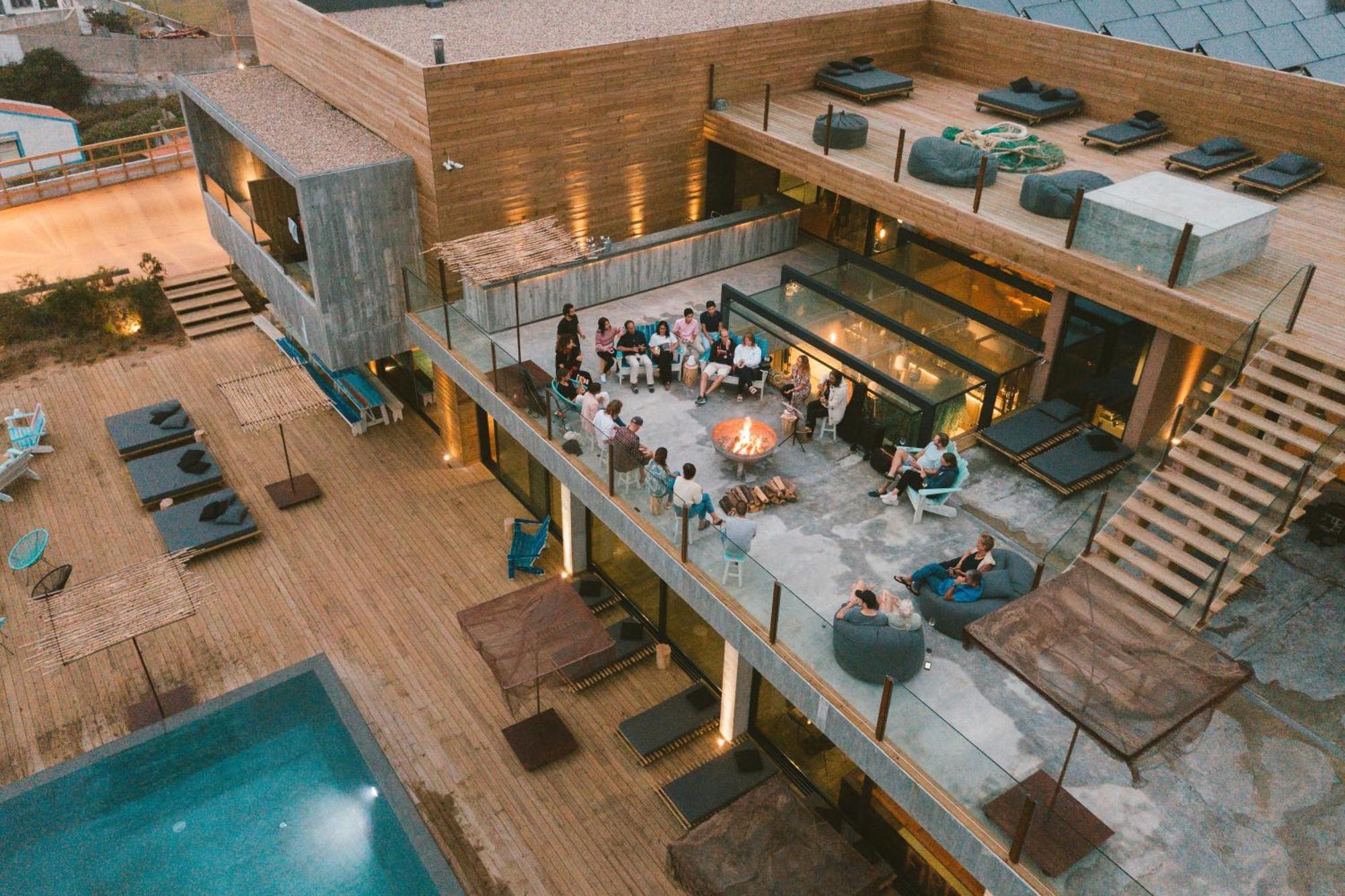 Hotel Noah Surf House Portugal Santa Cruz  Esterno foto
