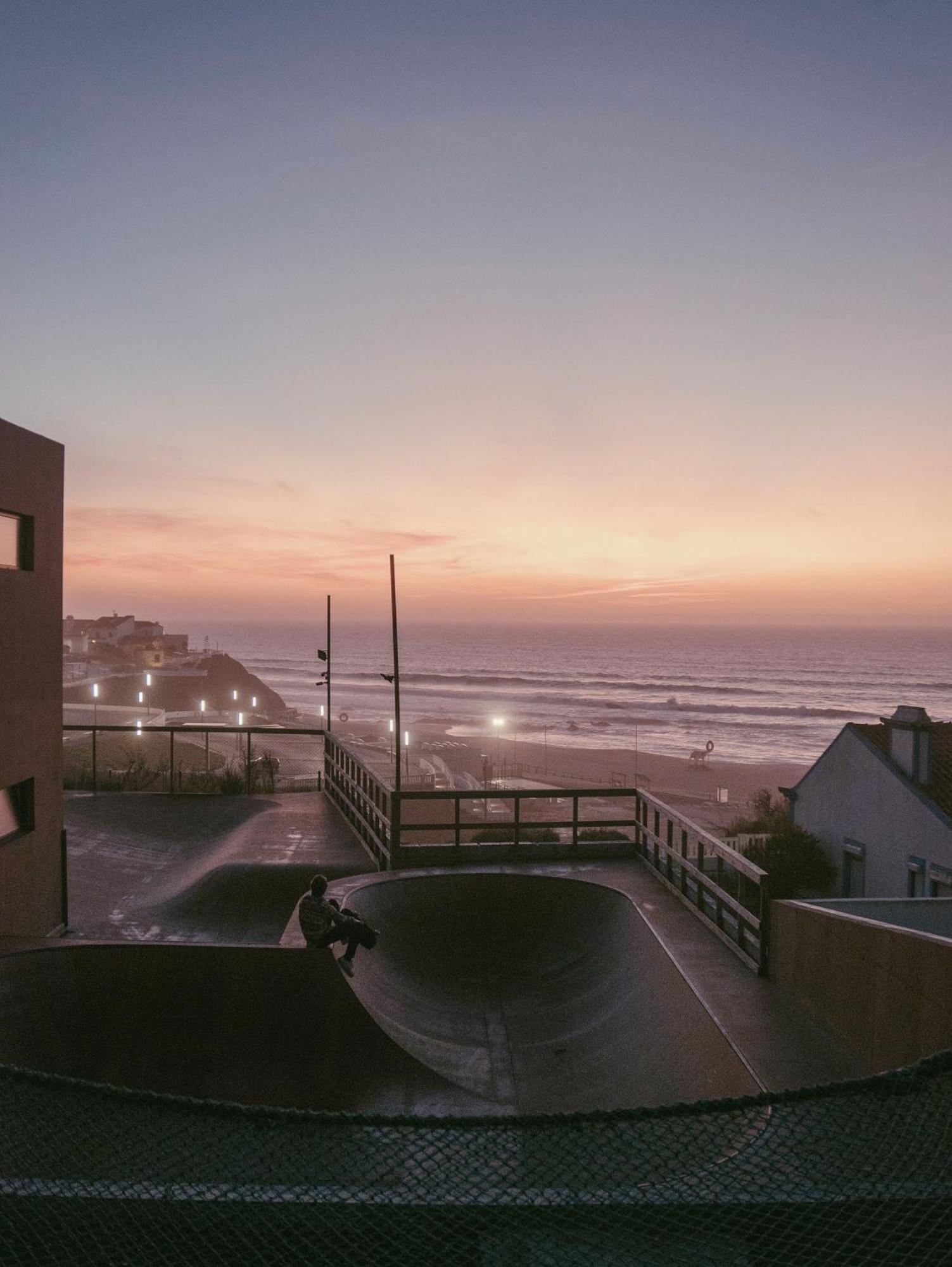 Hotel Noah Surf House Portugal Santa Cruz  Esterno foto