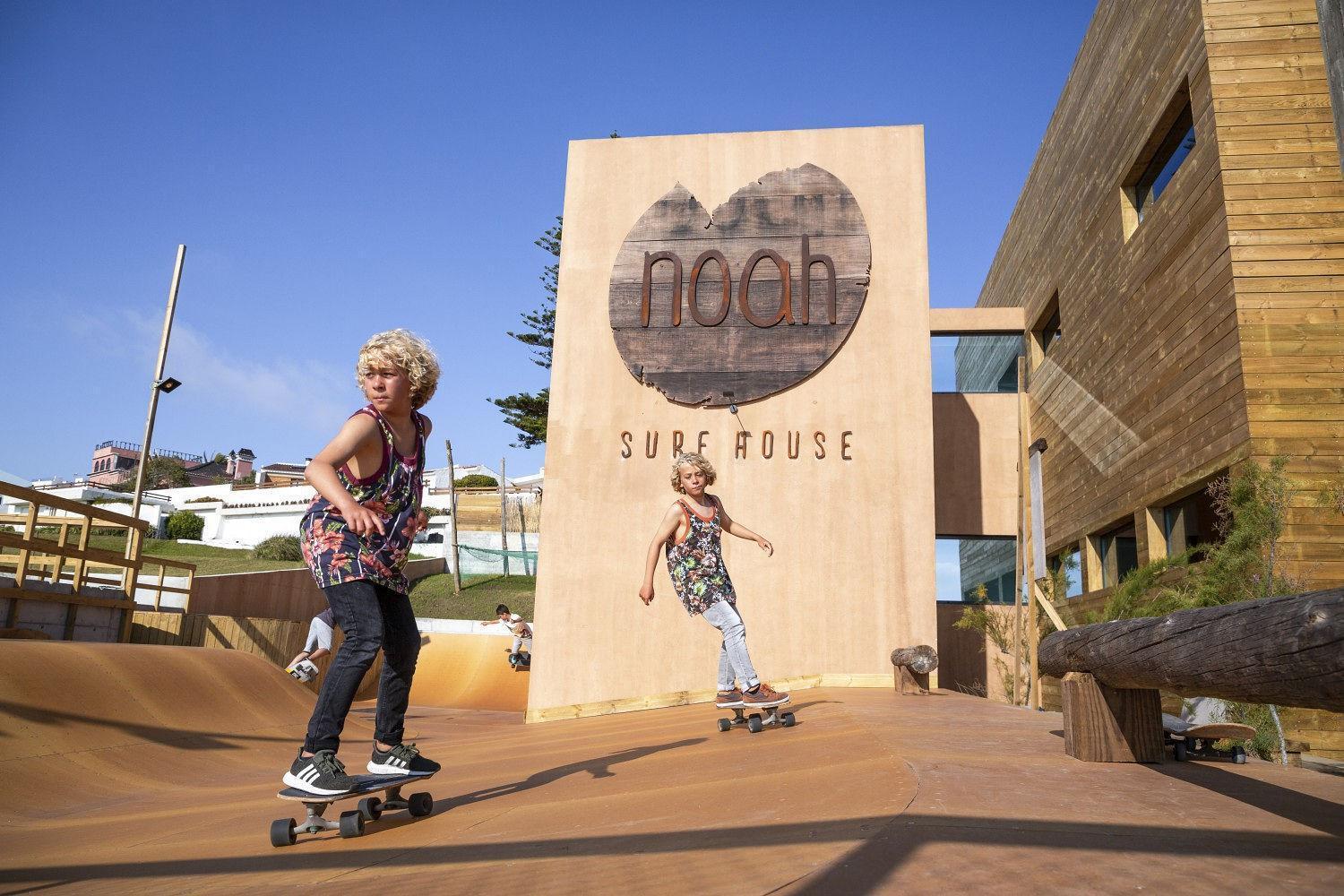 Hotel Noah Surf House Portugal Santa Cruz  Esterno foto